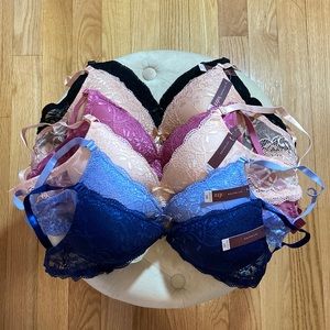 *NWT* Set of 6- Sofra Lace Bras